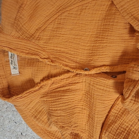 FREE PEOPLE We the Free Summer Waffle Daydream Button Down Shirt Golden Nugget - Picture 7 of 9